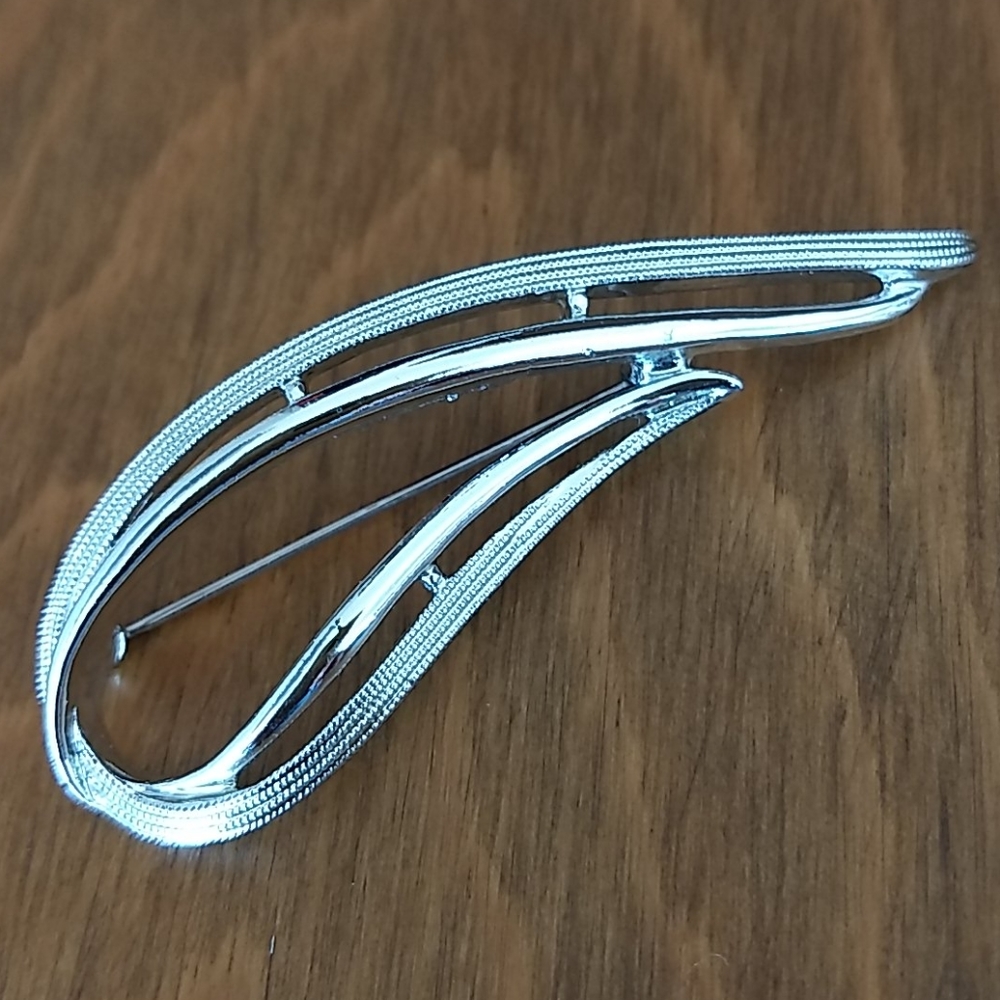 Sarah Coventry Pin